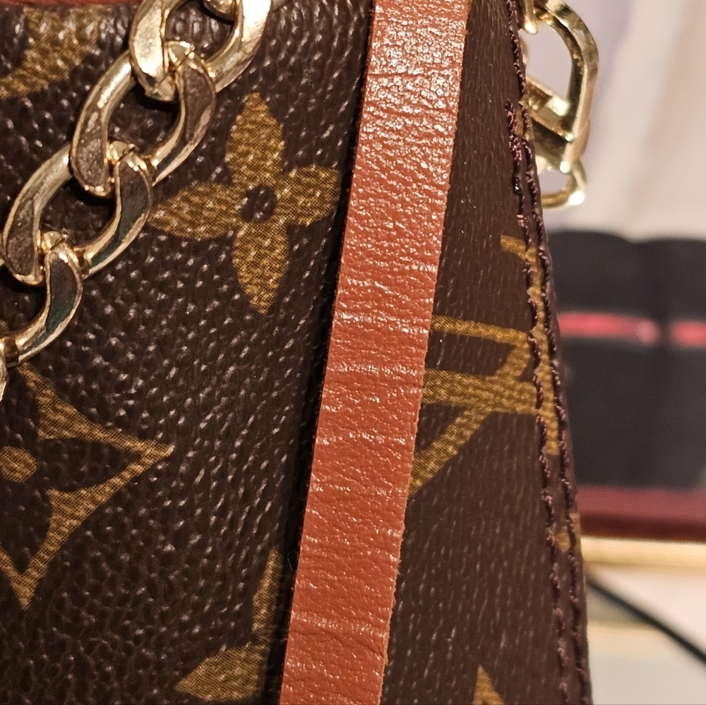 Louis Vuitton Monogram Mini Papillon Barrel Bag with COA - Picture 15 of 16